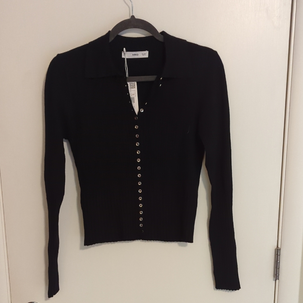 Mango Black Ribbed Button-Down Sweater With Collar. Size Medium